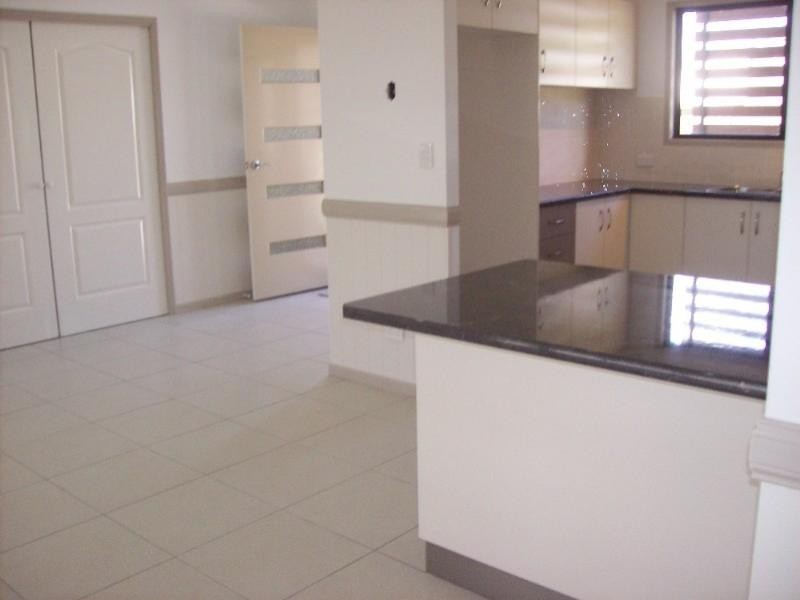 32-36 Regent Street, Granville QLD 4650