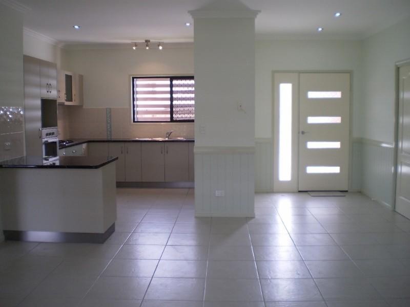 32-36 Regent Street, Granville QLD 4650