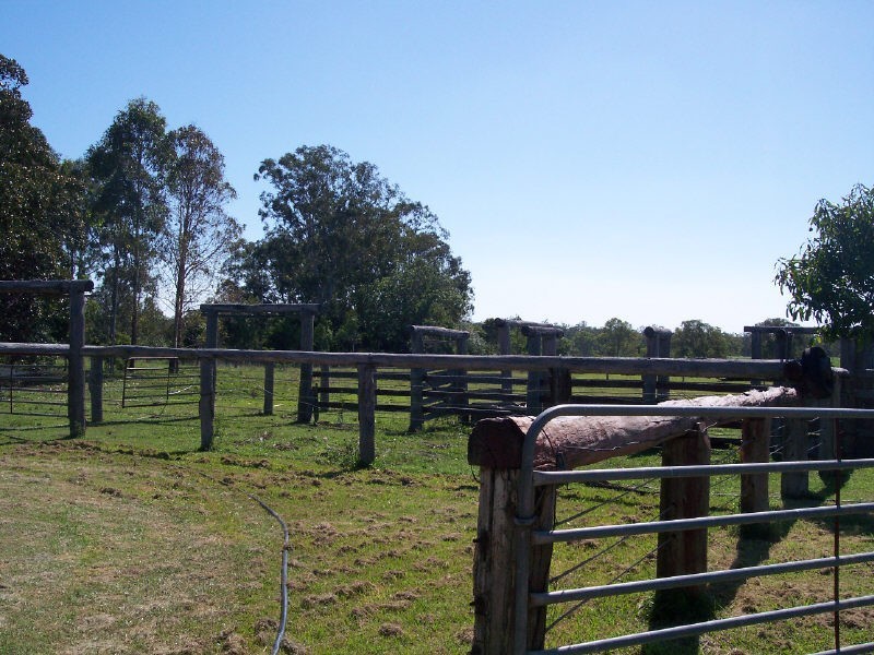 Pioneers Rest QLD 4650