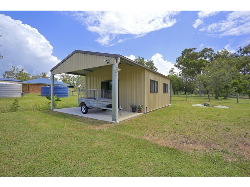 165 Woocoo Drive, Oakhurst QLD 4650