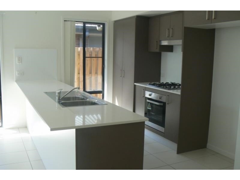 14 Roebuck Street, Urraween QLD 4655