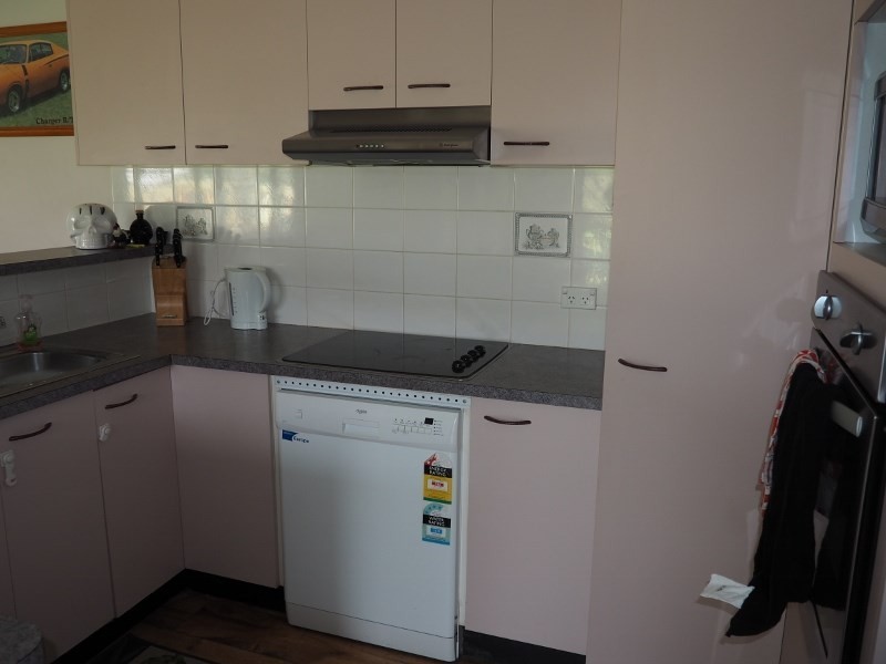 41 Woocoo Drive, Oakhurst QLD 4650