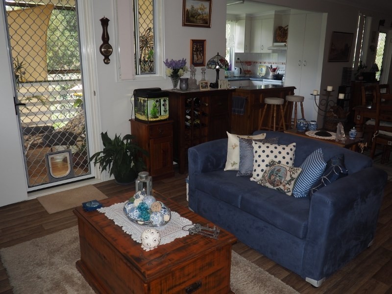 11 Herrenberg Street, Aldershot QLD 4650