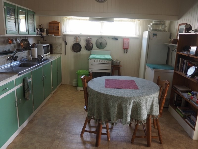 11 Puller Street, Granville QLD 4650