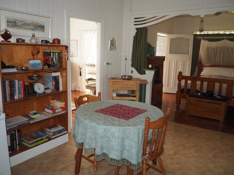 11 Puller Street, Granville QLD 4650