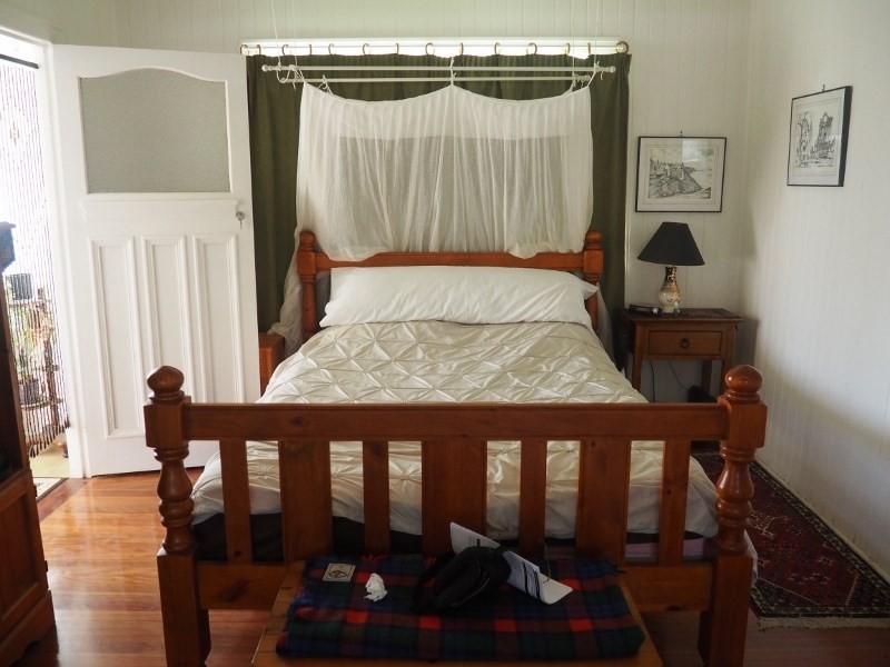 11 Puller Street, Granville QLD 4650