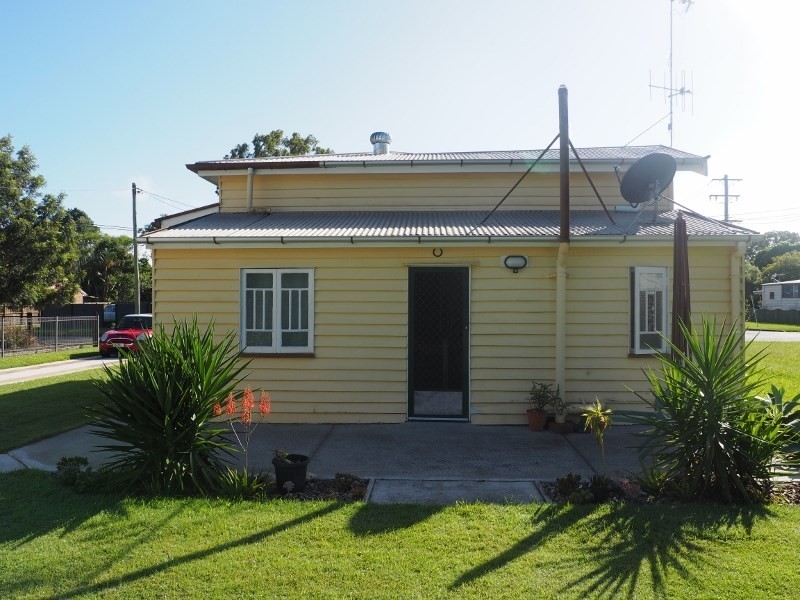 11 Puller Street, Granville QLD 4650