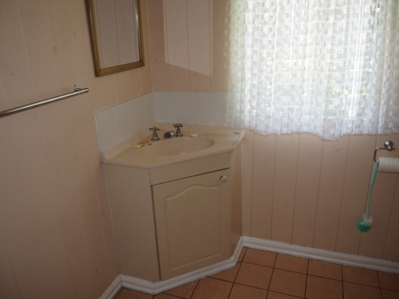 35 Bazaar Street, Maryborough QLD 4650