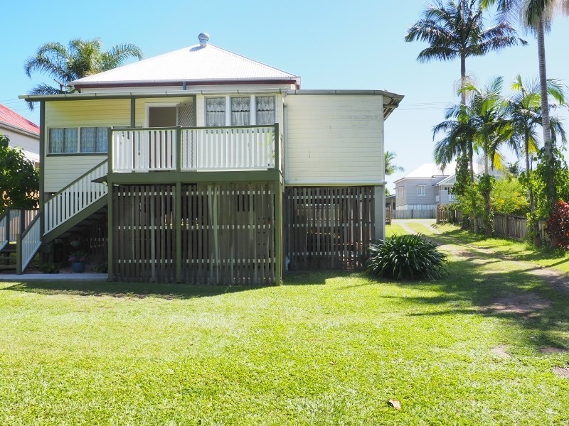 35 Bazaar Street, Maryborough QLD 4650