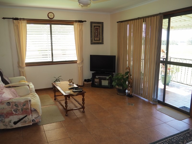 16 Arnold Lane, Yengarie QLD 4650