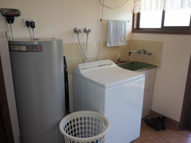 16 Arnold Lane, Yengarie QLD 4650