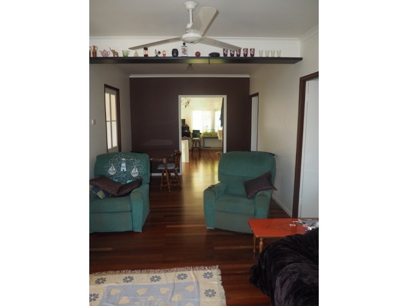 27 Crown Street, Maryborough QLD 4650