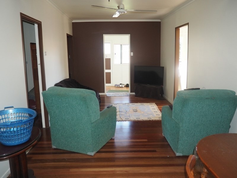 27 Crown Street, Maryborough QLD 4650