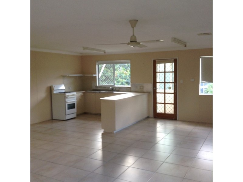 10 Uhlmann, Tinana QLD 4650