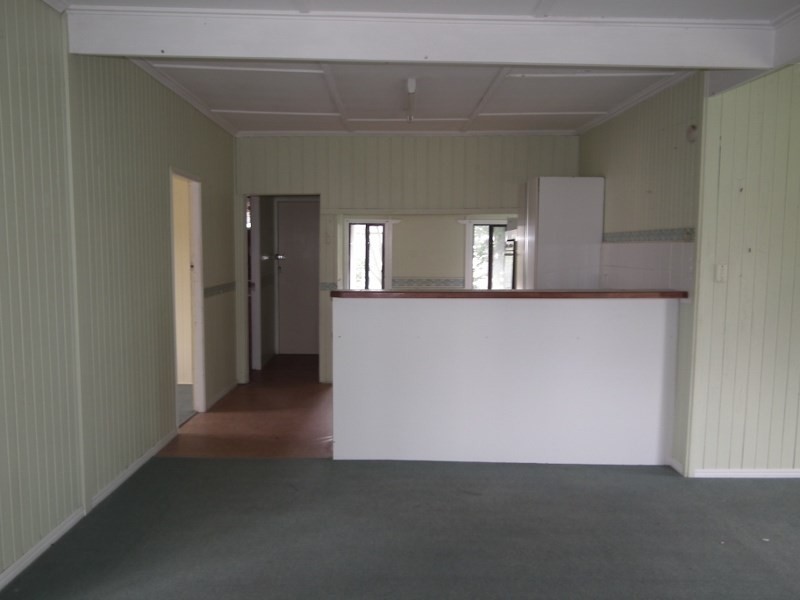 16 John Lane, Maryborough QLD 4650