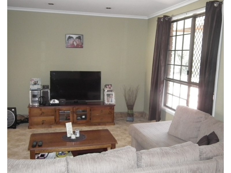 37 Jocelyn Parade, Granville QLD 4650