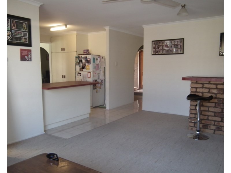 37 Jocelyn Parade, Granville QLD 4650