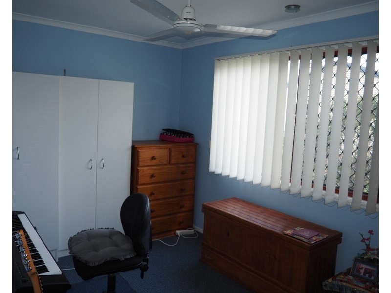 15 Dunn Street, Aldershot QLD 4650