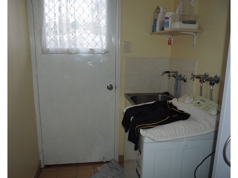 15 Dunn Street, Aldershot QLD 4650