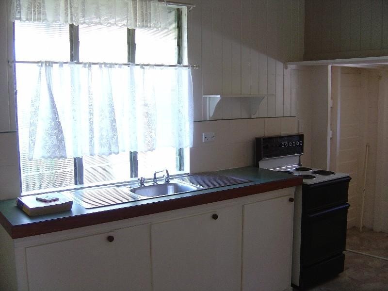 6 Hawthorne Street, Maryborough QLD 4650