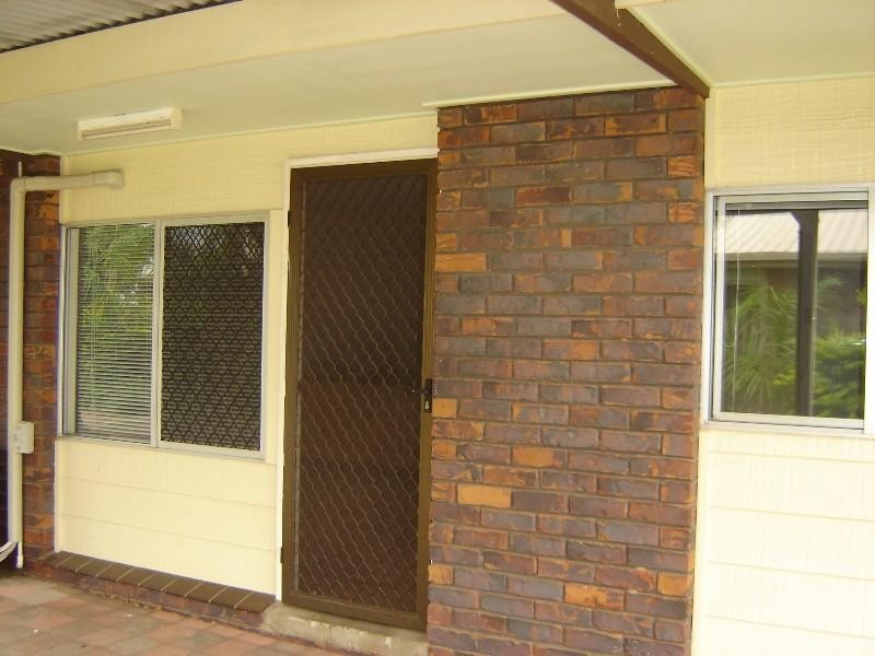 1/218 Cambridge Street, Granville QLD 4650