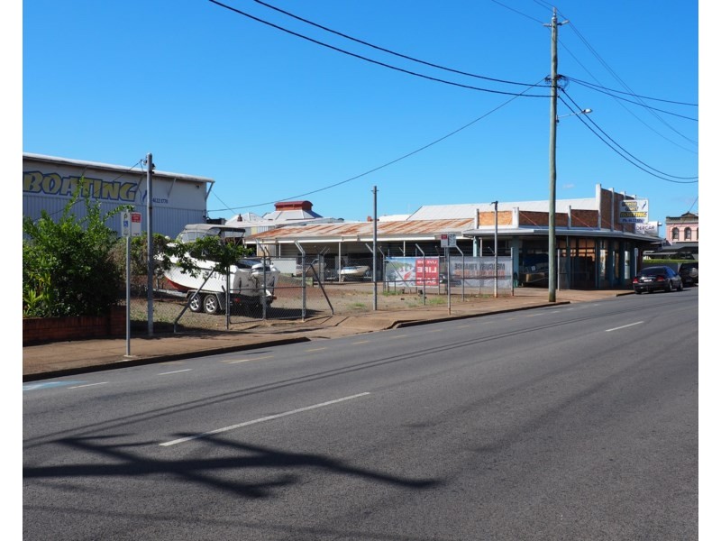 118-126 Richmond Street, Maryborough QLD 4650