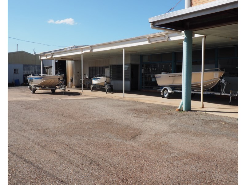 118-126 Richmond Street, Maryborough QLD 4650