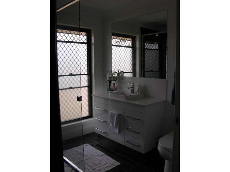 21 Timber Reserve Drive, Oakhurst QLD 4650