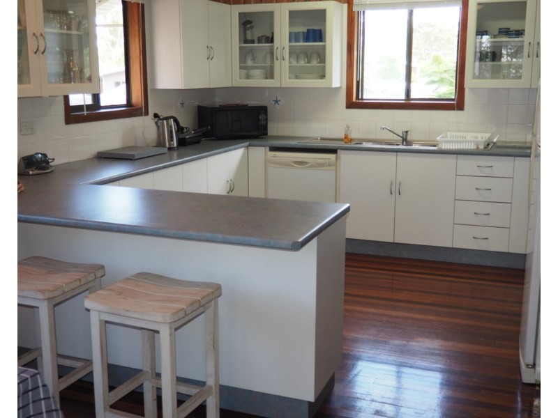 7 Bottlebrush Road, Tuan Forest QLD 4650