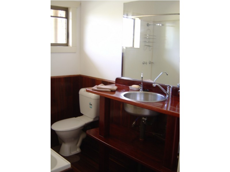 379 Beaver Rock Road, Maryborough QLD 4650