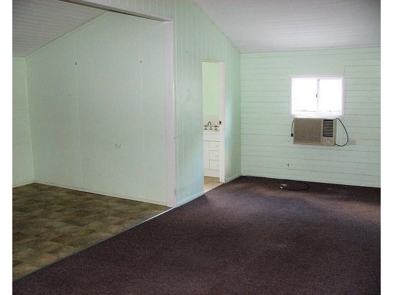 194 Ferry Street, Maryborough QLD 4650