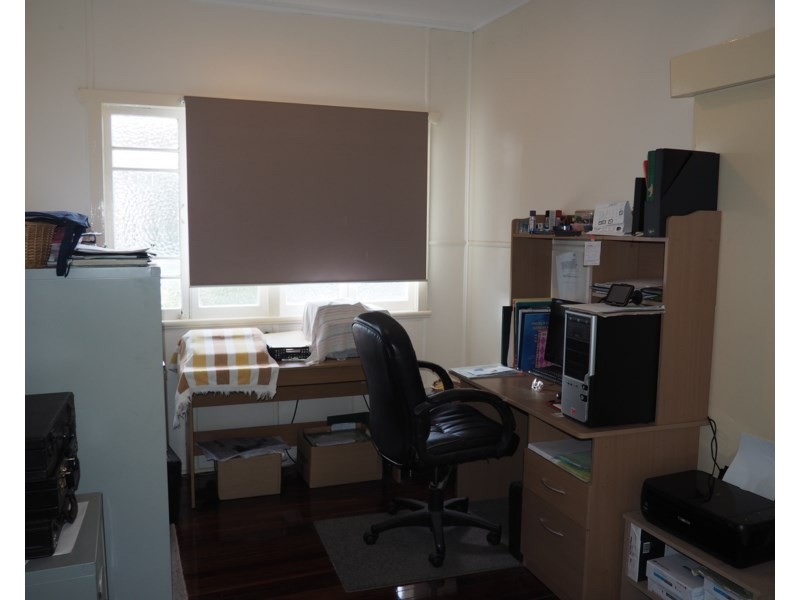 24 Doonvilla Avenue, Maryborough QLD 4650