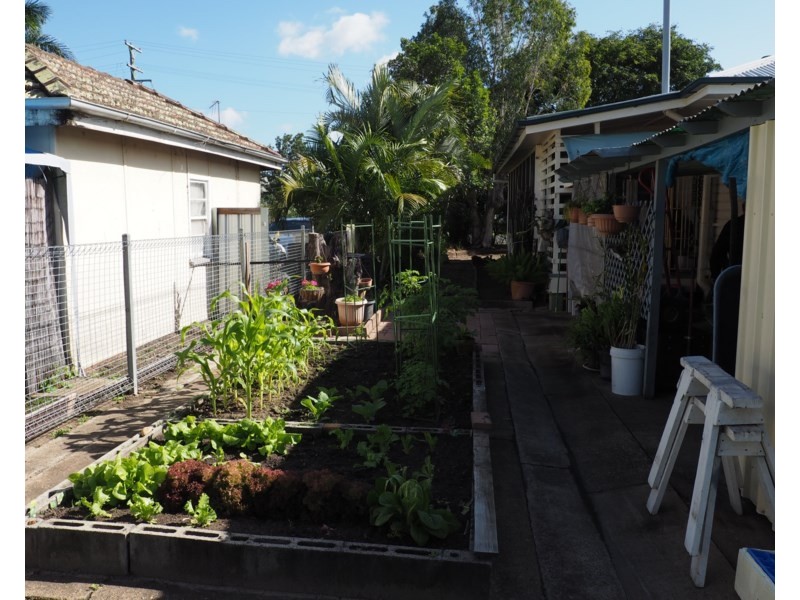 24 Doonvilla Avenue, Maryborough QLD 4650