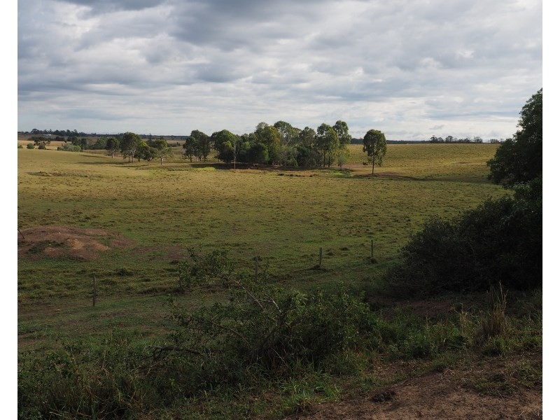 218 Berthelsen Road, Yerra QLD 4650