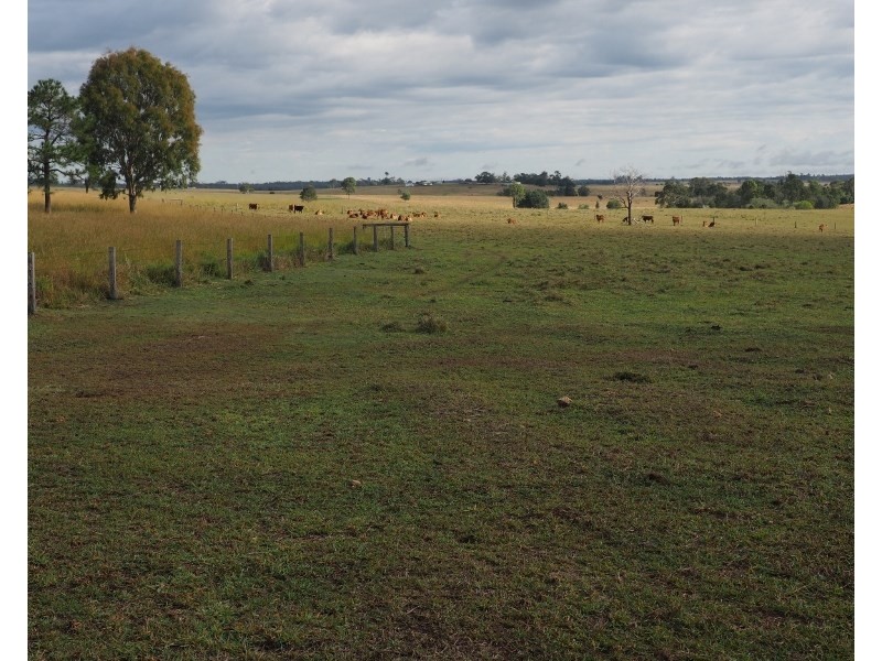 218 Berthelsen Road, Yerra QLD 4650