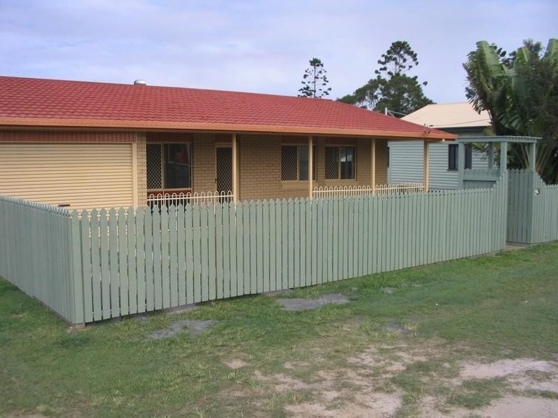 31 Wolseley Street, Granville QLD 4650