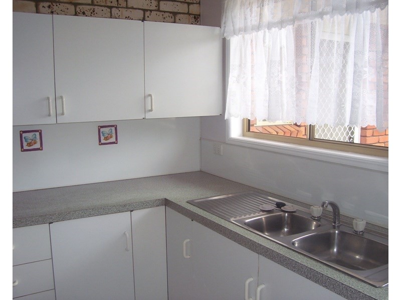 210 Cambridge Street, Granville QLD 4650