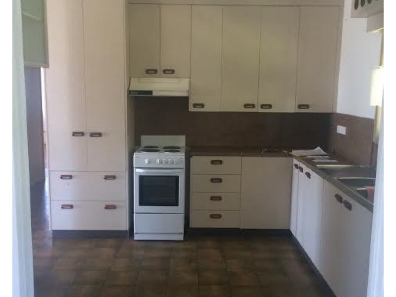 18 Campbell Street, Maryborough QLD 4650