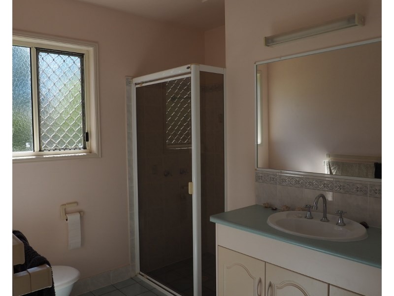 247 Woocoo Drive, Oakhurst QLD 4650