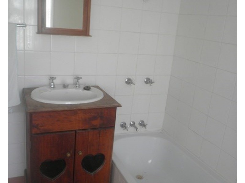 102 Walker Street, Maryborough QLD 4650