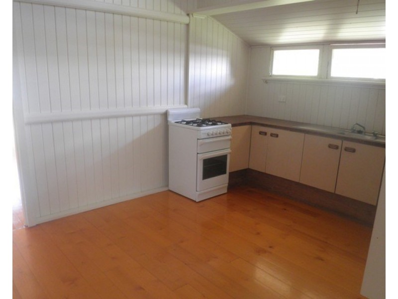102 Walker Street, Maryborough QLD 4650