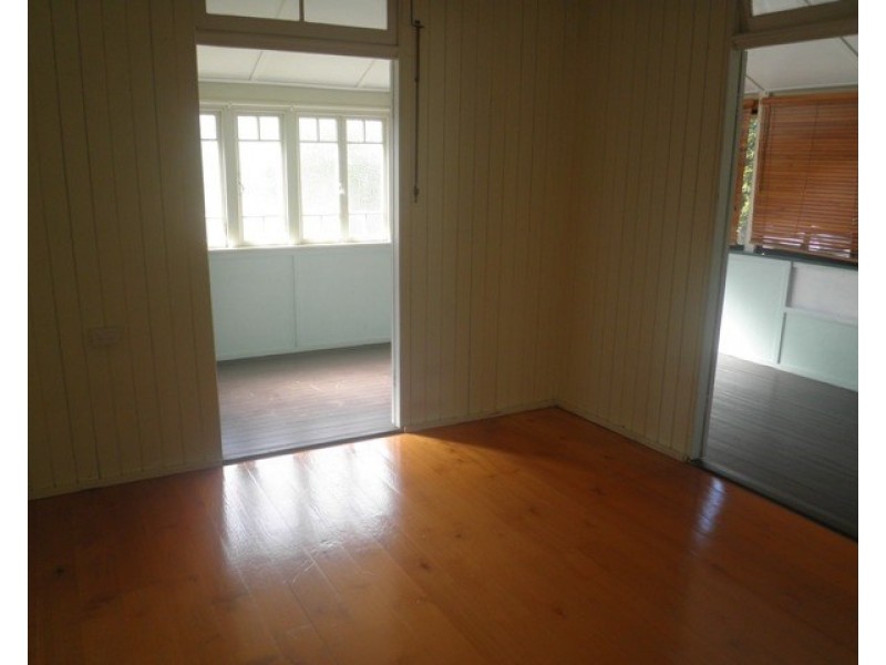 102 Walker Street, Maryborough QLD 4650