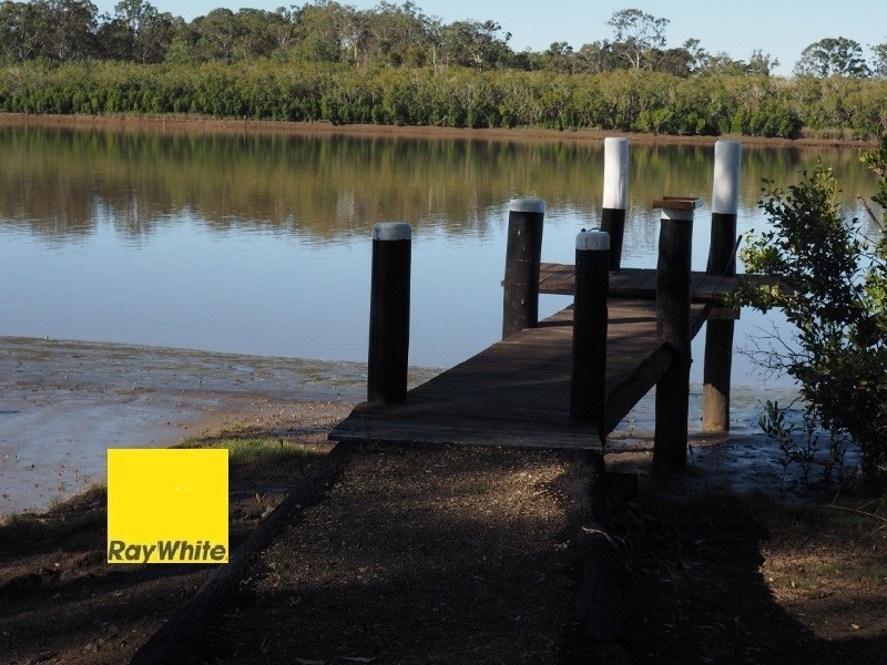 698 Walkers Point Road, Walkers Point QLD 4650