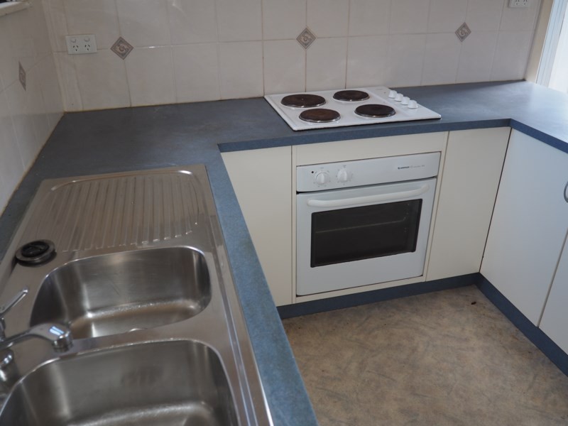 3 Sapphire Street, Aldershot QLD 4650