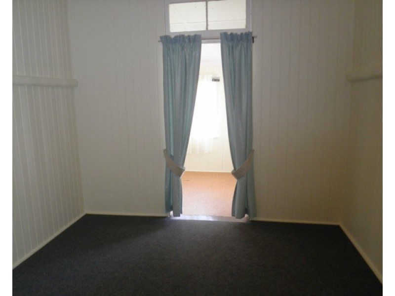 2/28 Waterston Street, Maryborough QLD 4650