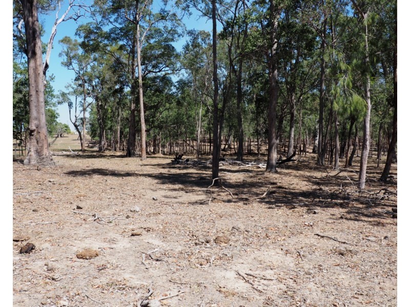 185 Philip Drive, Teddington QLD 4650