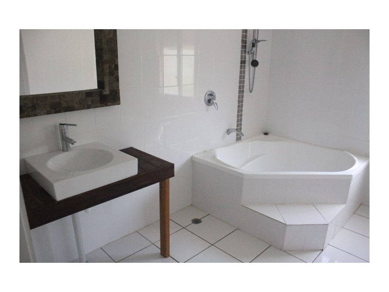 231 John Street, Maryborough QLD 4650