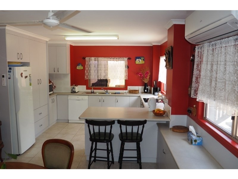 68 Old Mill Road, Oakhurst QLD 4650
