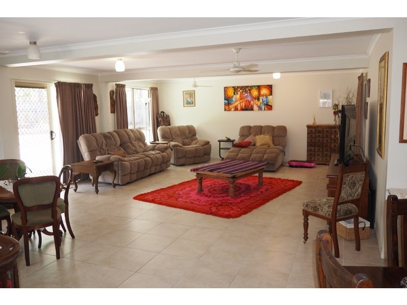 68 Old Mill Road, Oakhurst QLD 4650