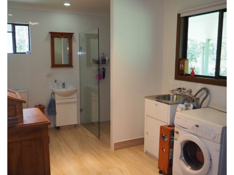 961 Glenbar Road, Woocoo QLD 4620